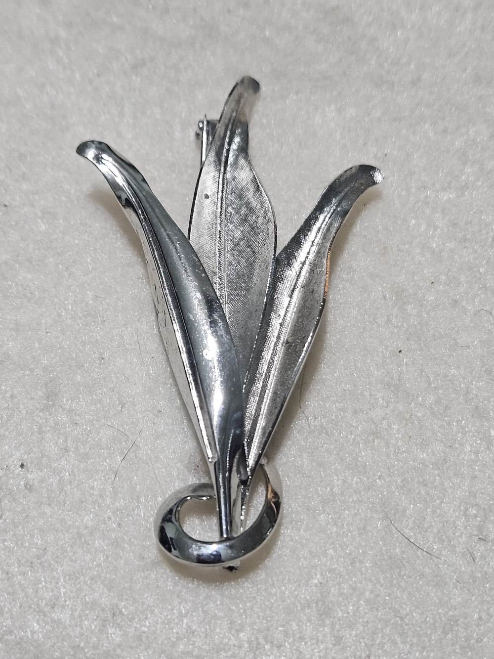 Silver Leaf Trio Brooch Pin